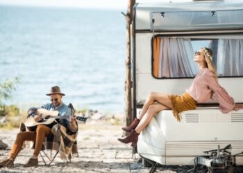 the benefits of investing in an enclosed trailer