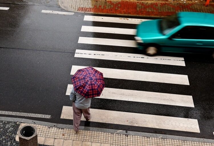 examining urban traffic risks and accident consequences